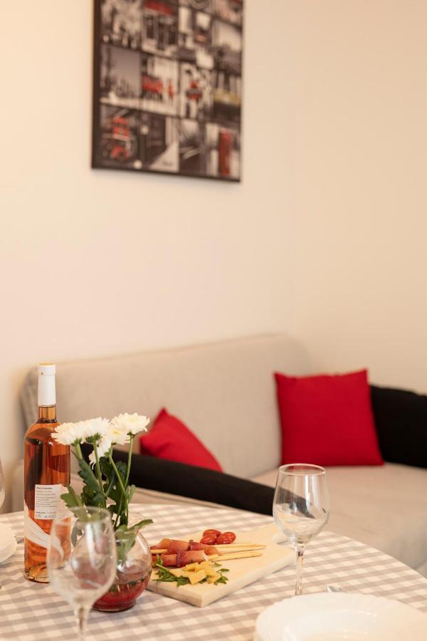 Studio Apartman Amalie Pazin Ngoại thất bức ảnh